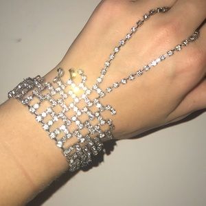 Adorable Hand Jewelry